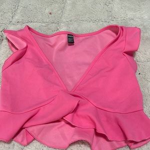 pink top